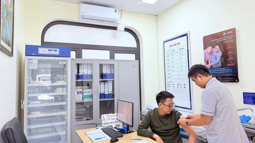 Viêm màng não mô cầu: Diễn tiến xấu nhanh, nguy cơ tử vong trong 24 giờ